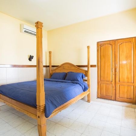 Tanjung Alam Hotel Lovina Zewnętrze zdjęcie
