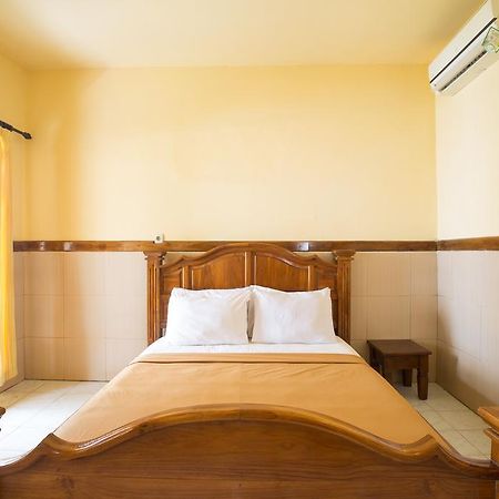 Tanjung Alam Hotel Lovina Zewnętrze zdjęcie