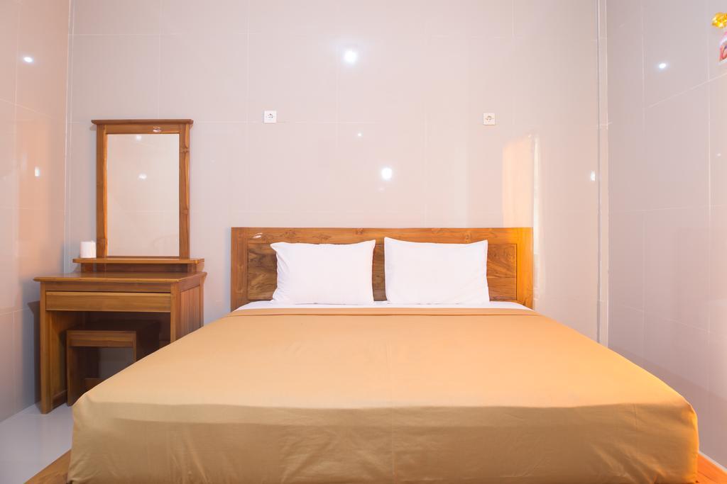 Tanjung Alam Hotel Lovina Zewnętrze zdjęcie