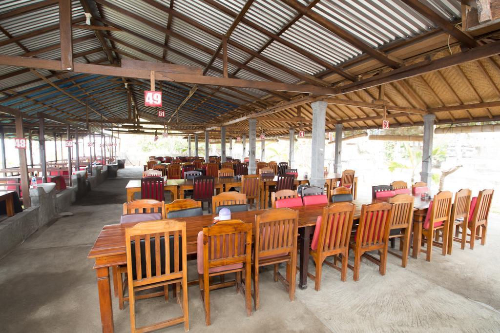 Tanjung Alam Hotel Lovina Zewnętrze zdjęcie